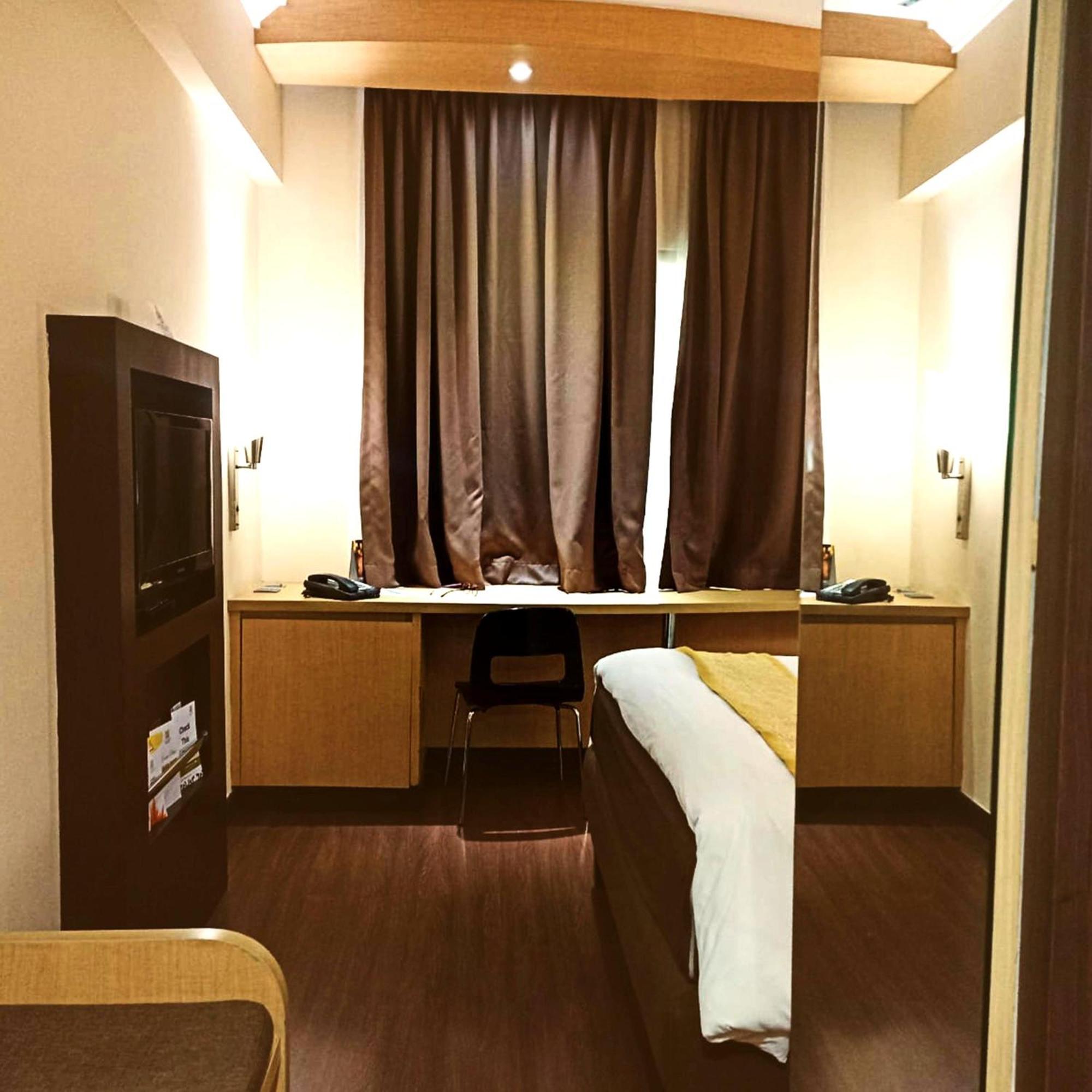 Tamarin Manage By Vib Hospitality Management Jakarta